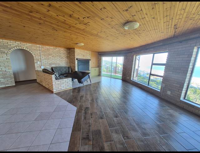 4 BEDROOM HOUSE FOR SALE IN DANA BAY